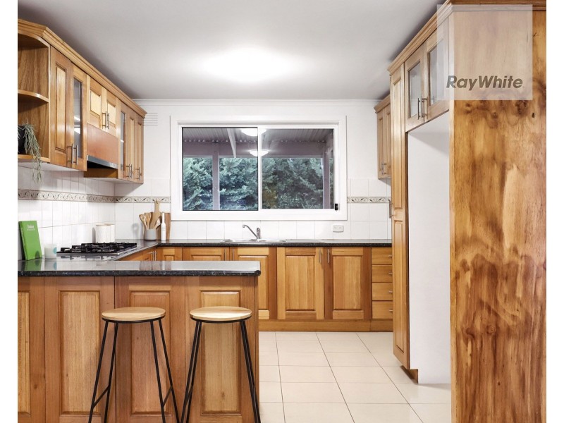 50 Woodstock Drive, Gladstone Park VIC 3043