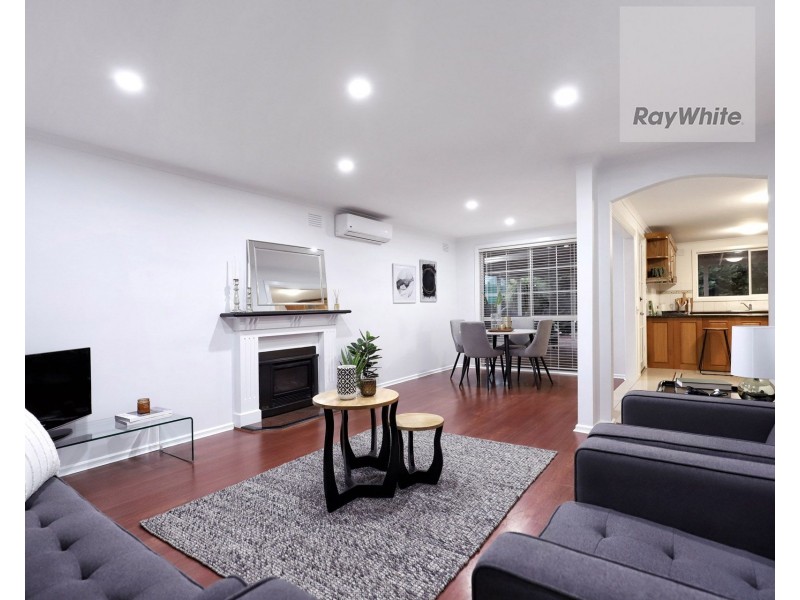 50 Woodstock Drive, Gladstone Park VIC 3043