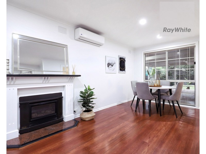50 Woodstock Drive, Gladstone Park VIC 3043