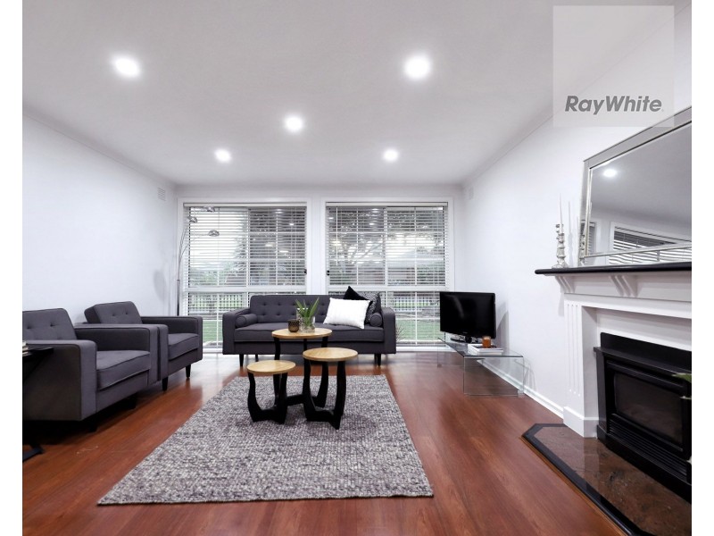 50 Woodstock Drive, Gladstone Park VIC 3043