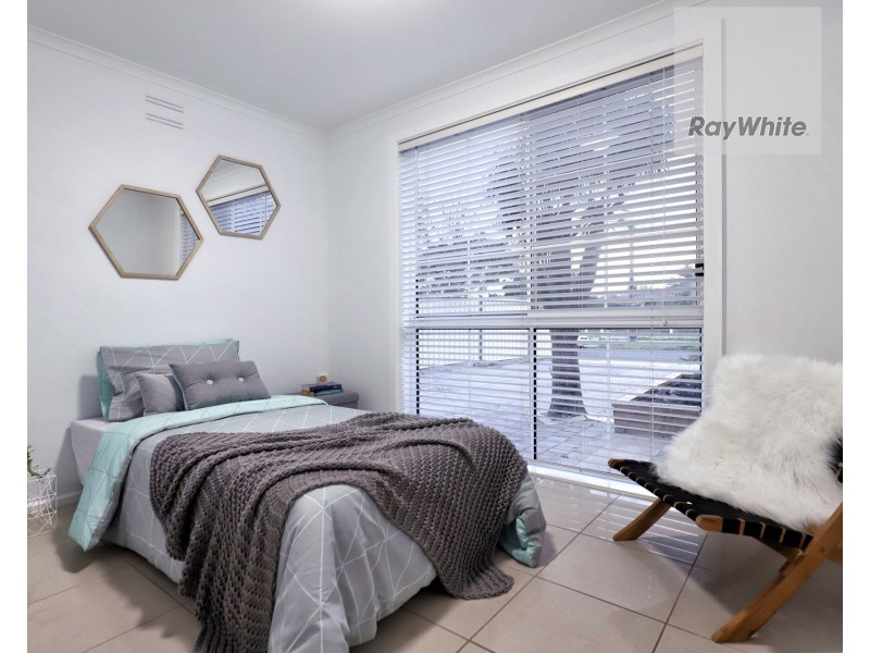50 Woodstock Drive, Gladstone Park VIC 3043