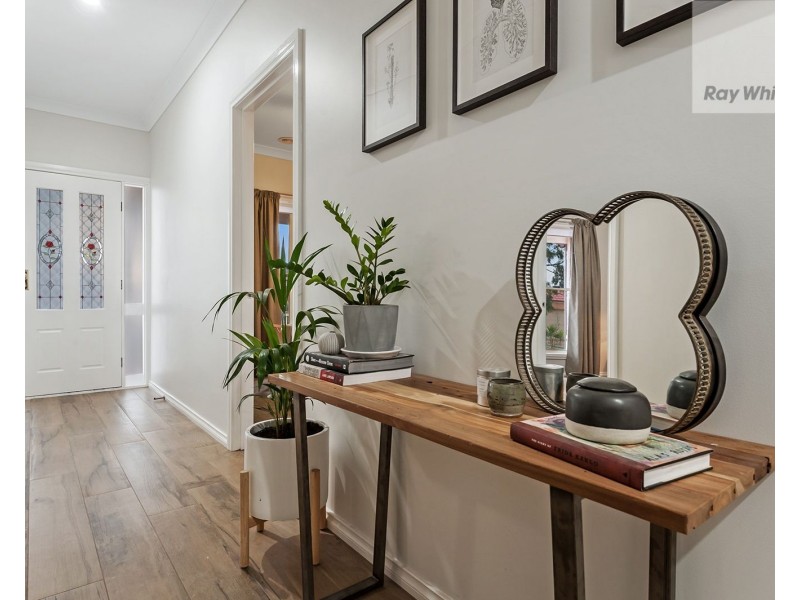 7 Bowman Glen, Craigieburn VIC 3064