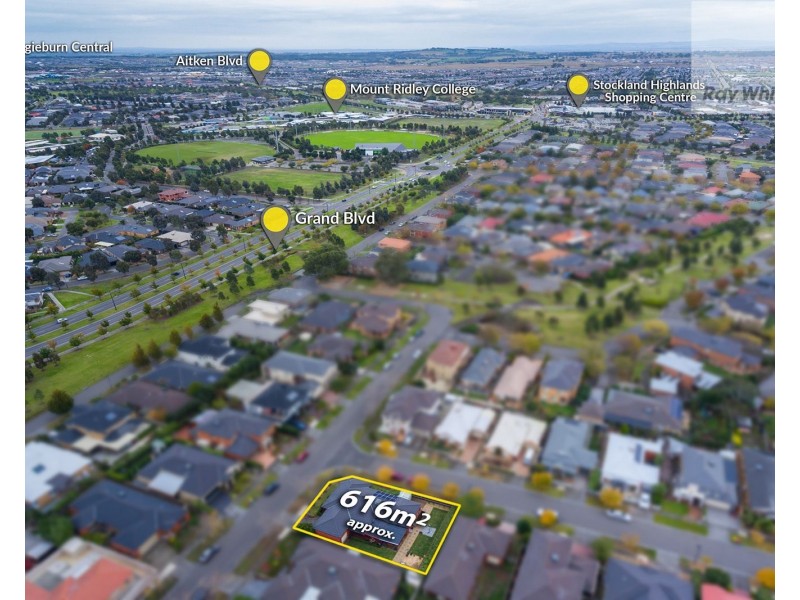 16 Burniston Avenue, Craigieburn VIC 3064