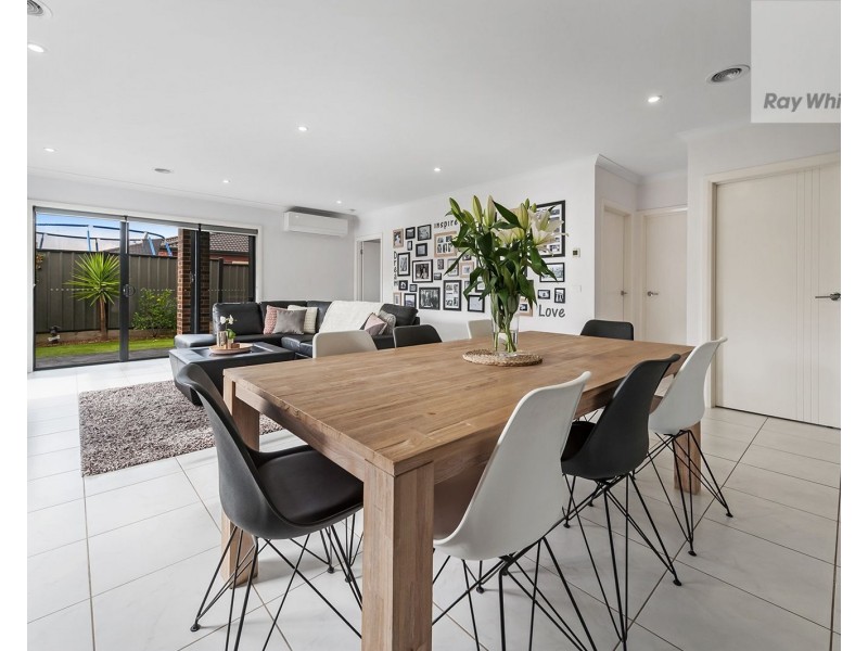 10 Plum Street, Craigieburn VIC 3064