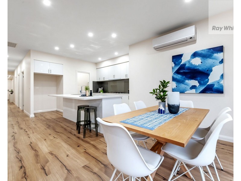 8 Pasture Drive, Mickleham VIC 3064