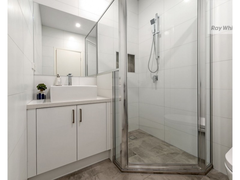 8 Pasture Drive, Mickleham VIC 3064