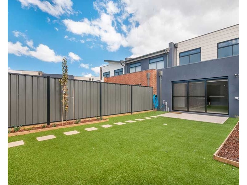 18/38 Mallard Circuit, Craigieburn VIC 3064