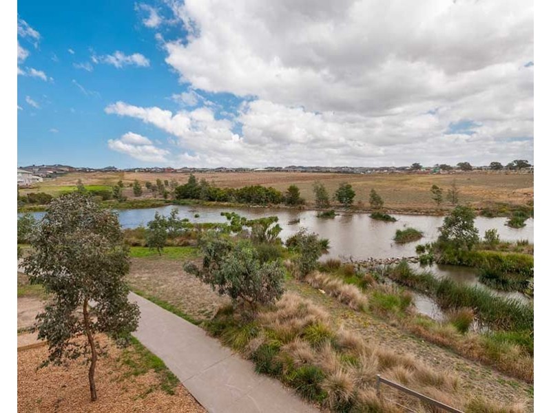 18/38 Mallard Circuit, Craigieburn VIC 3064