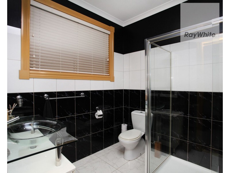56 Clare Boulevard, Greenvale VIC 3059