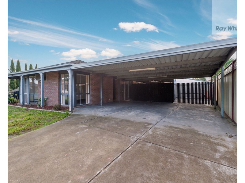 8 Tenby Court, Craigieburn VIC 3064