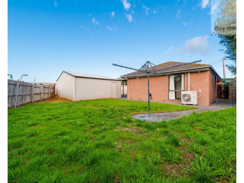 8 Tenby Court, Craigieburn VIC 3064