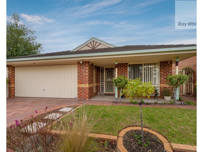39 Lakes Drive, Craigieburn VIC 3064