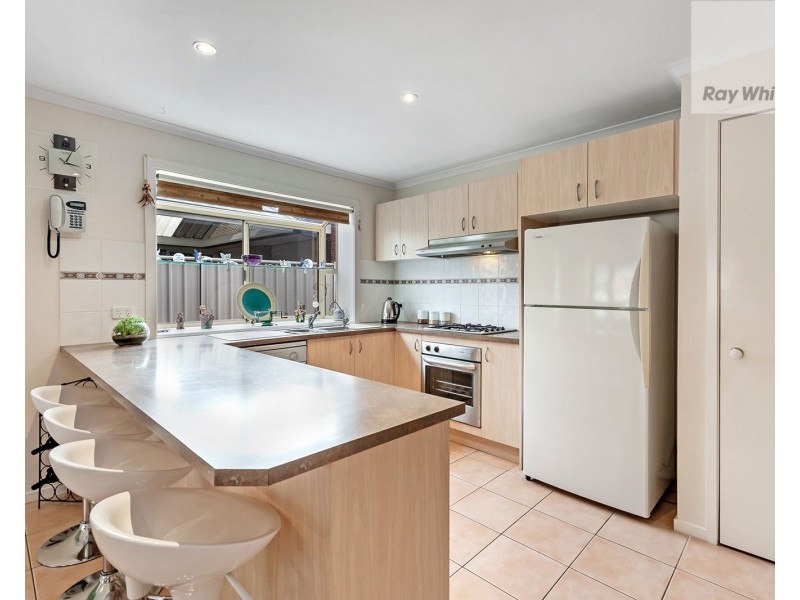 39 Lakes Drive, Craigieburn VIC 3064