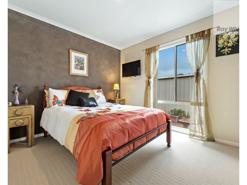 39 Lakes Drive, Craigieburn VIC 3064