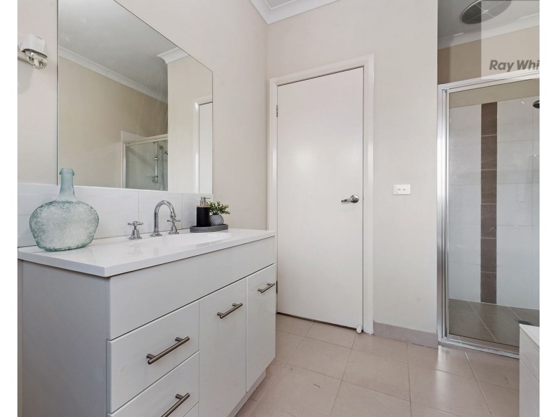 5 Elland Court, Craigieburn VIC 3064