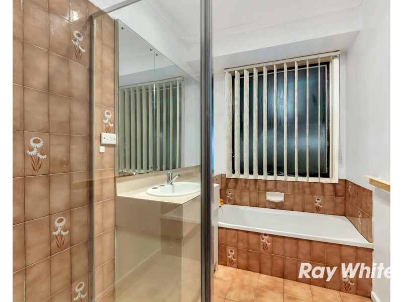 5 Ellam Court, Meadow Heights VIC 3048