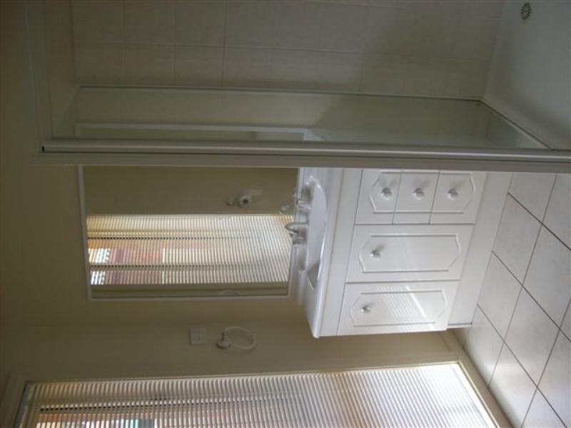 32 Woodlea Crescent, Craigieburn VIC 3064