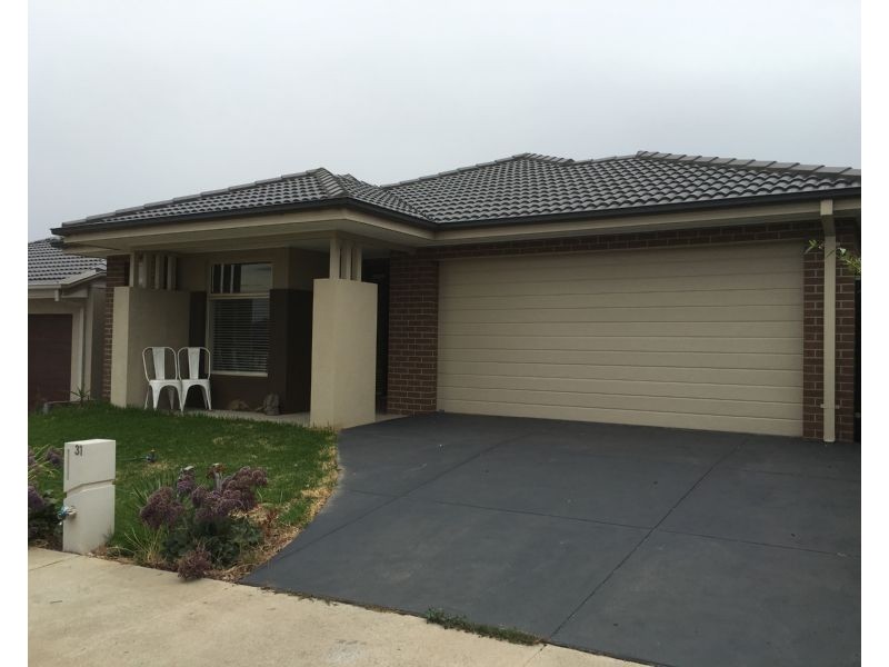 31 Versant Drive, Craigieburn VIC 3064
