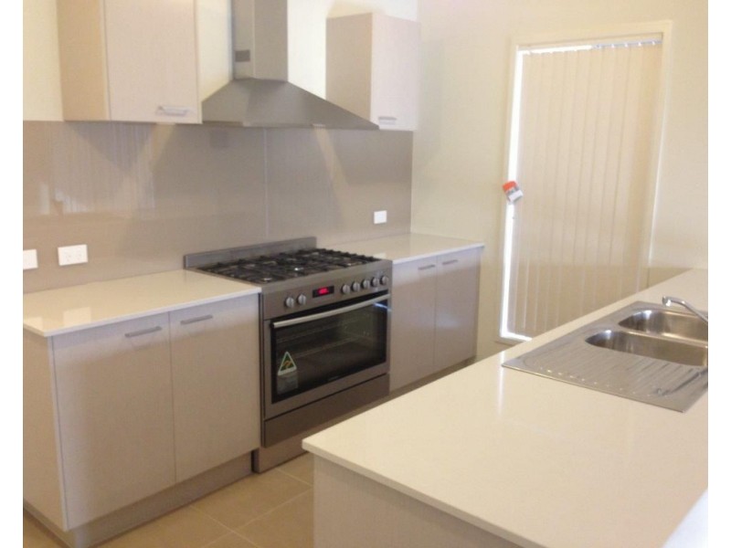 15 Yarradale Drive, Mickleham VIC 3064