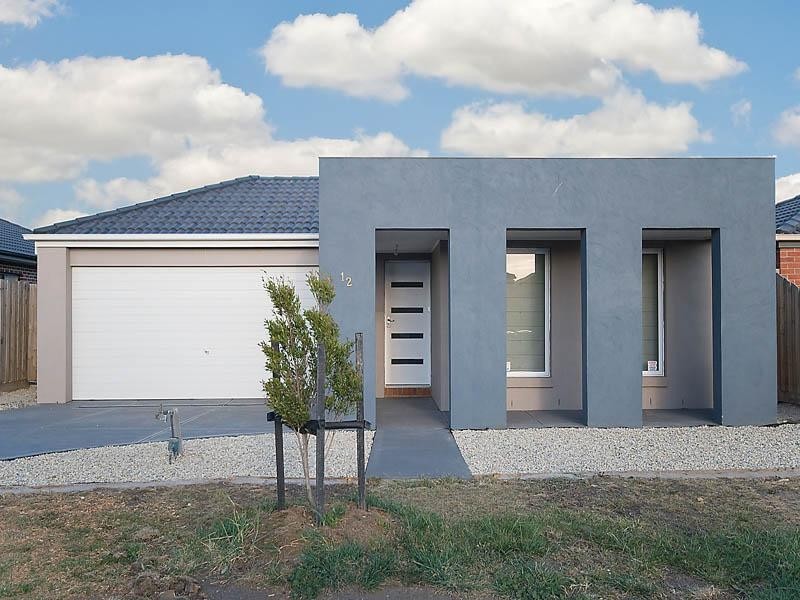 12 Neptune Street, Roxburgh Park VIC 3064