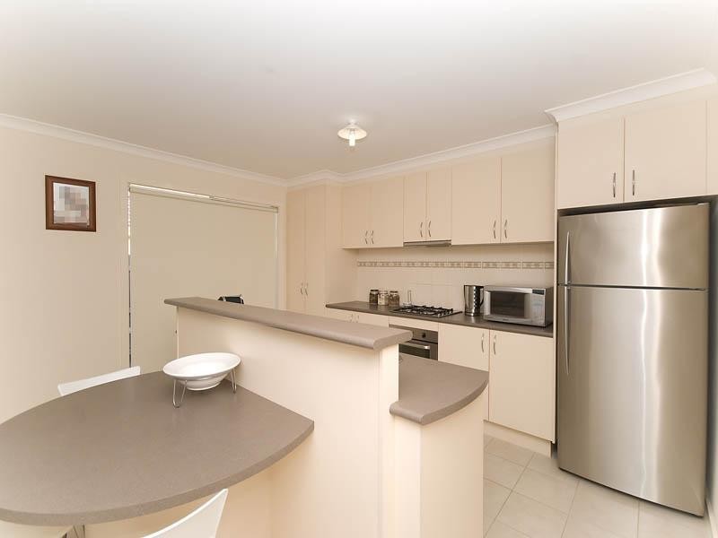 12 Neptune Street, Roxburgh Park VIC 3064