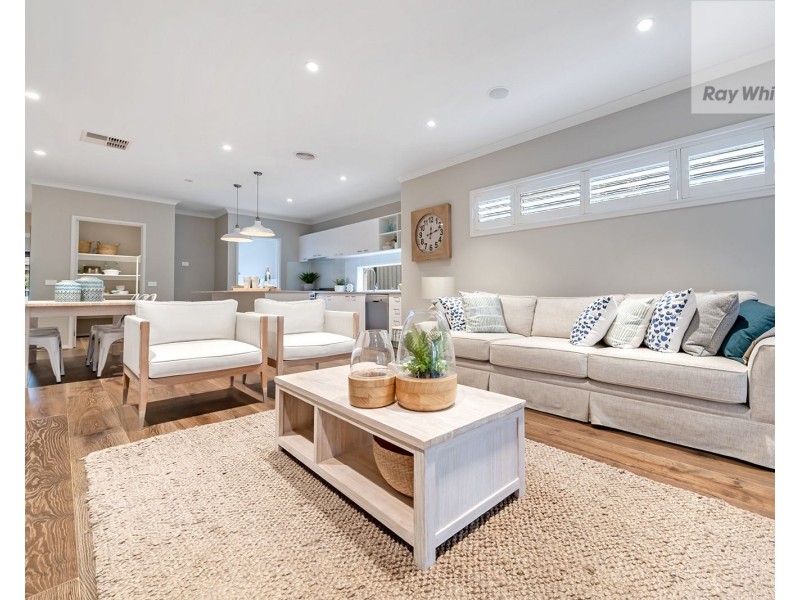 14 Montreal Circuit, Craigieburn VIC 3064