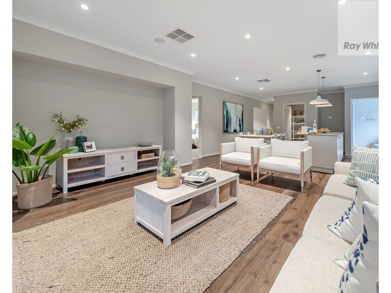 14 Montreal Circuit, Craigieburn VIC 3064