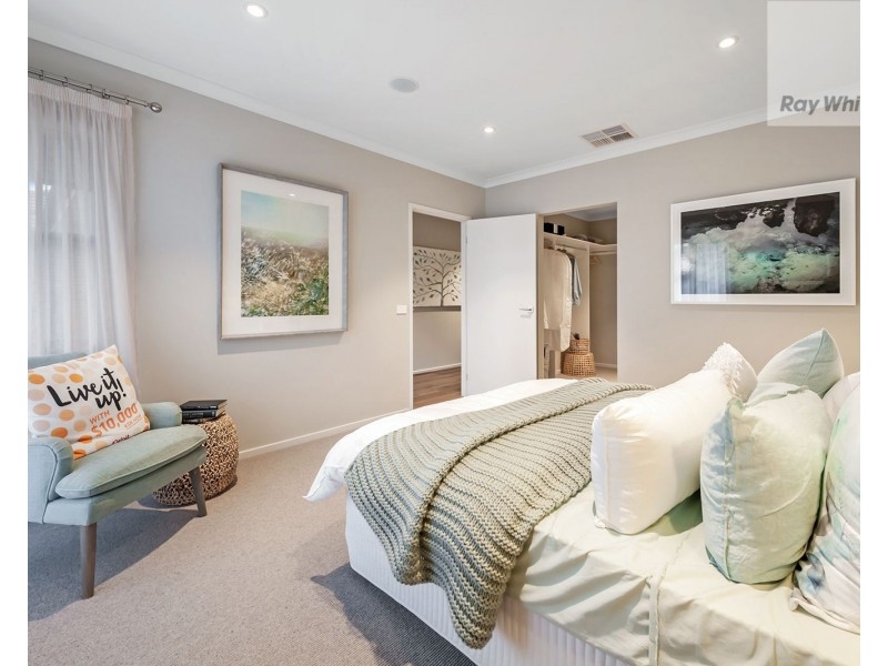 14 Montreal Circuit, Craigieburn VIC 3064