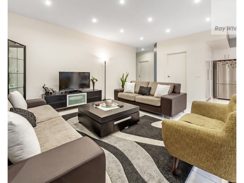 12 Cavell Drive, Craigieburn VIC 3064