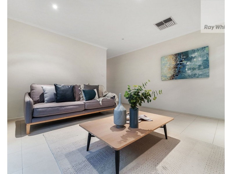 9 Hurlingham Way, Craigieburn VIC 3064
