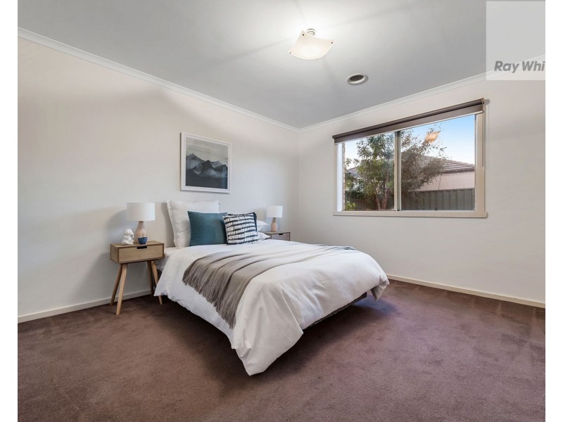 9 Hurlingham Way, Craigieburn VIC 3064