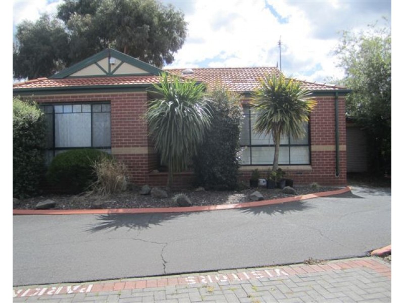 7/8 Knight Crescent, Roxburgh Park VIC 3064