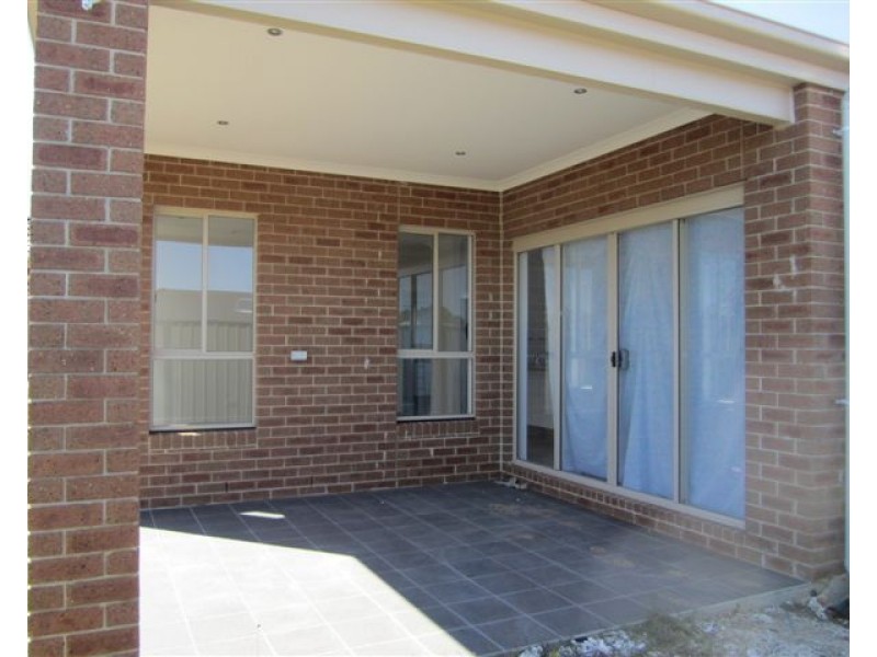 101 Huntington Drive, Craigieburn VIC 3064