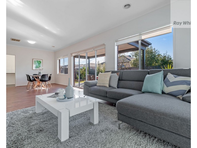 18 Arapiles Avenue, Craigieburn VIC 3064