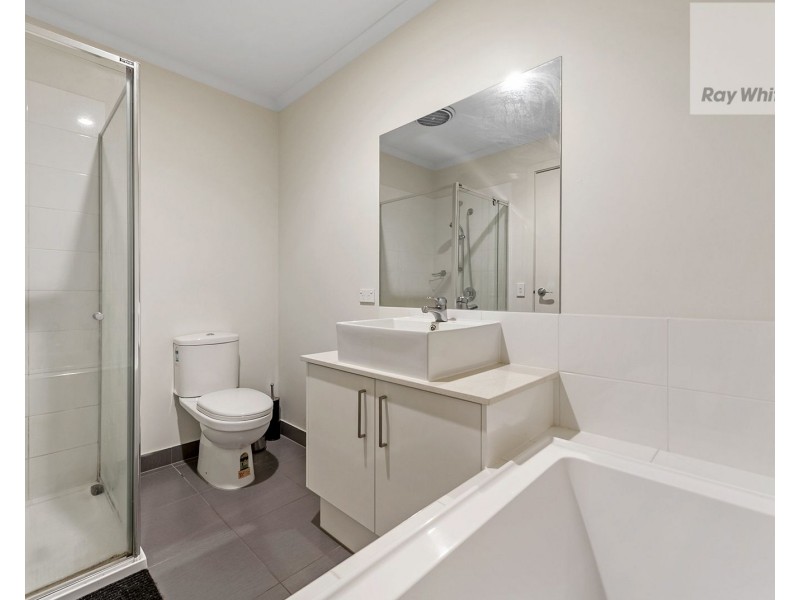 34 Alexander Circuit, Craigieburn VIC 3064