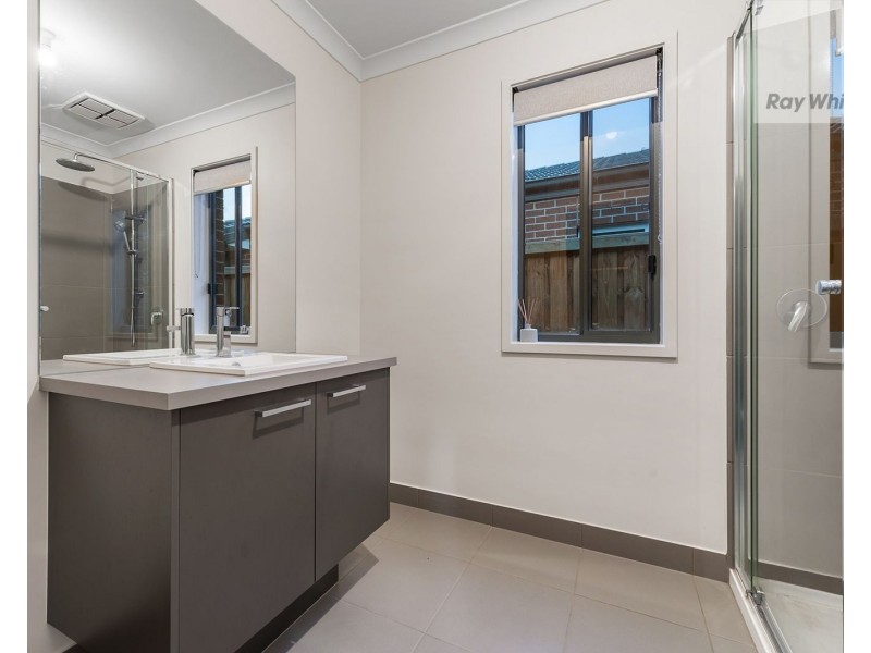 28 Straw Flower Circuit, Greenvale VIC 3059