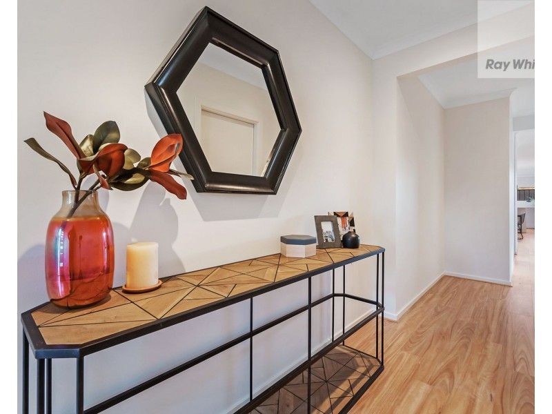 13 Geyser Street, Craigieburn VIC 3064