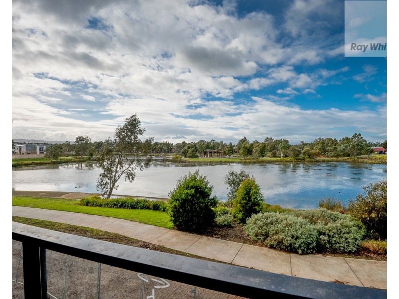 9/70 Hazel Glen Drive, Doreen VIC 3754