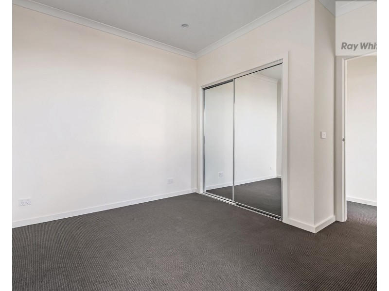 8/70 Hazel Glen Drive, Doreen VIC 3754