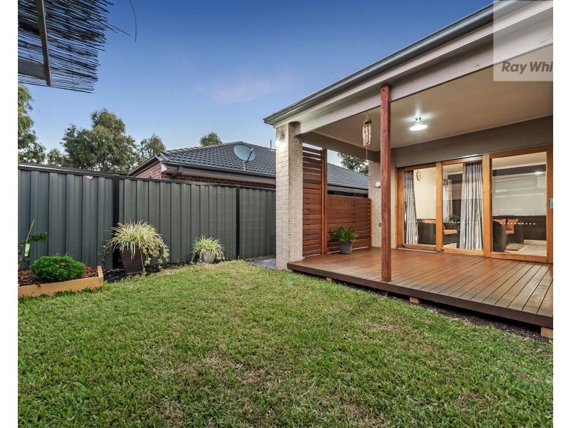 104 Huntington Drive, Craigieburn VIC 3064