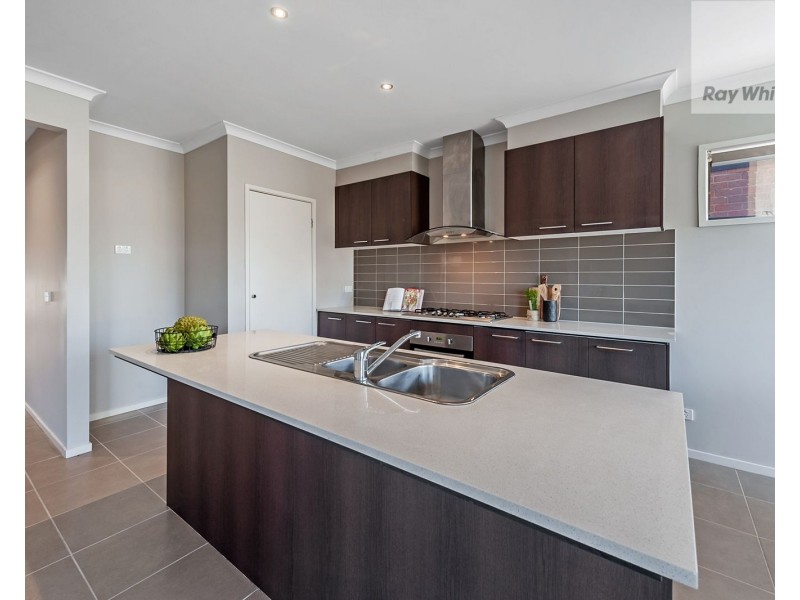 91 Charteris Drive, Craigieburn VIC 3064