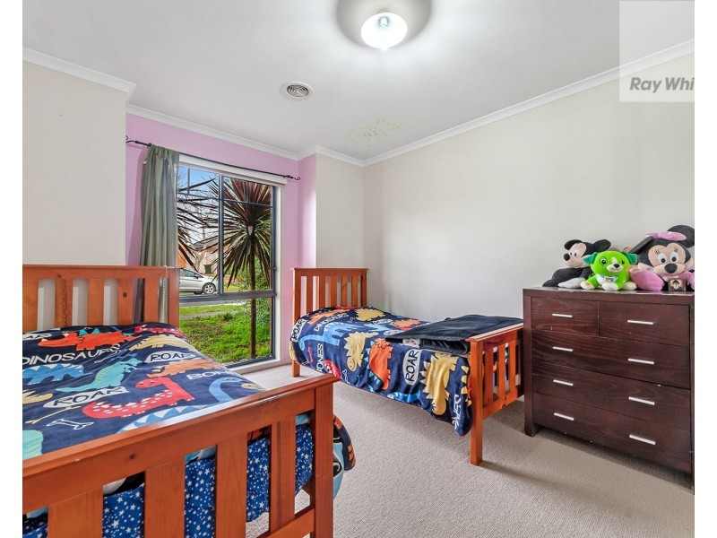 8 Sage Hills Place, Craigieburn VIC 3064