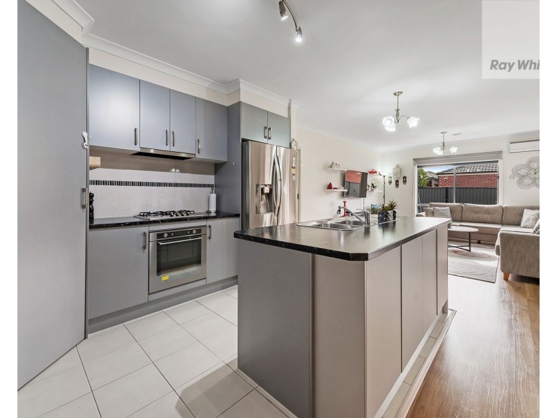 28 Greenham Avenue, Craigieburn VIC 3064