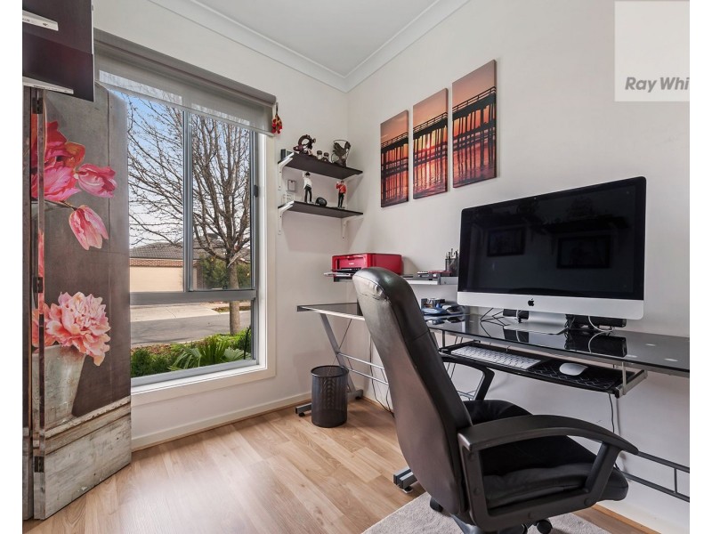 28 Greenham Avenue, Craigieburn VIC 3064