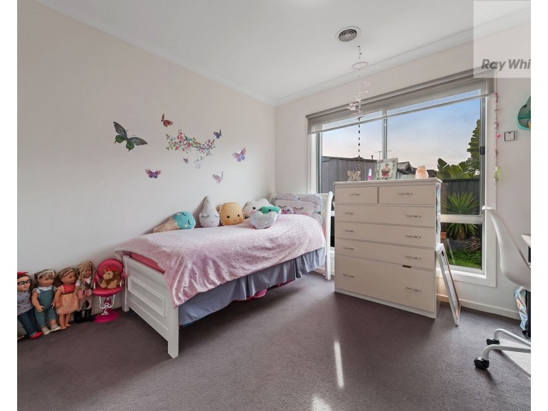 28 Greenham Avenue, Craigieburn VIC 3064