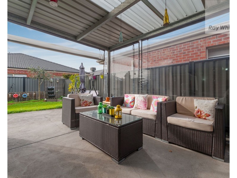 28 Greenham Avenue, Craigieburn VIC 3064