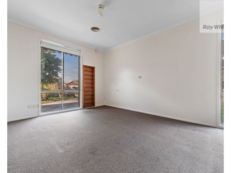 54 Gillingham Crescent, Craigieburn VIC 3064