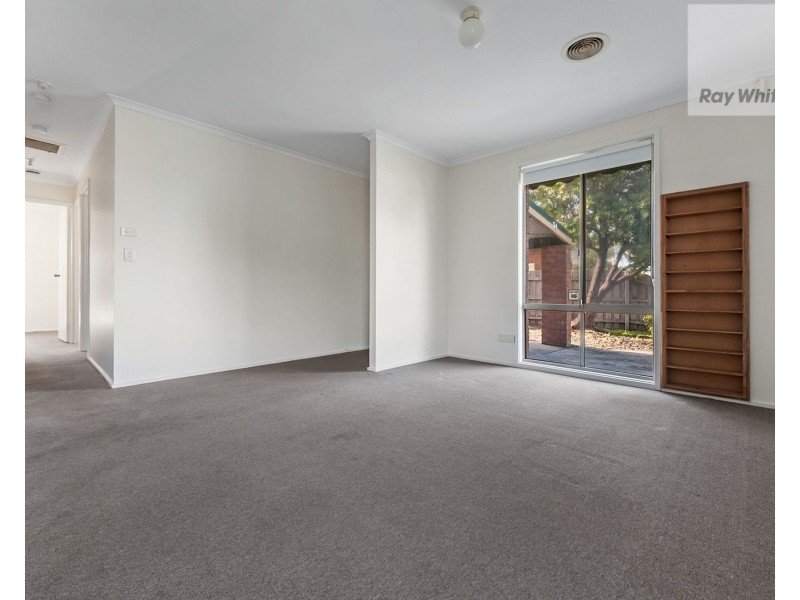 54 Gillingham Crescent, Craigieburn VIC 3064