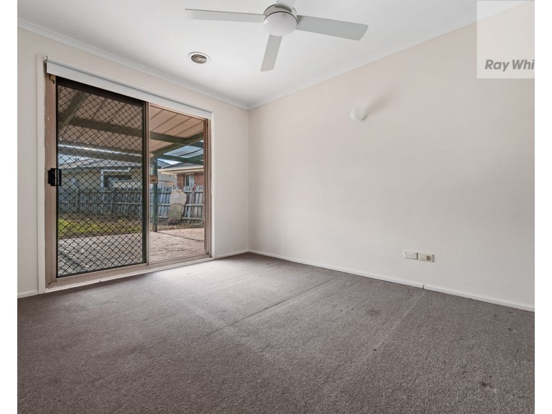 54 Gillingham Crescent, Craigieburn VIC 3064