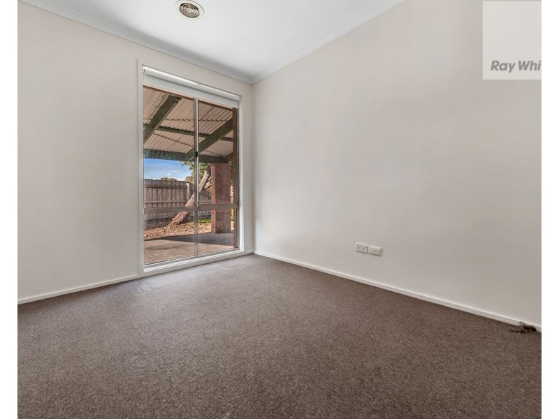 54 Gillingham Crescent, Craigieburn VIC 3064